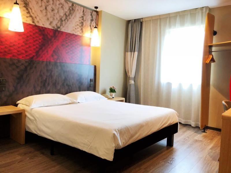 Ibis Wuhan Hankou Zewnętrze zdjęcie
