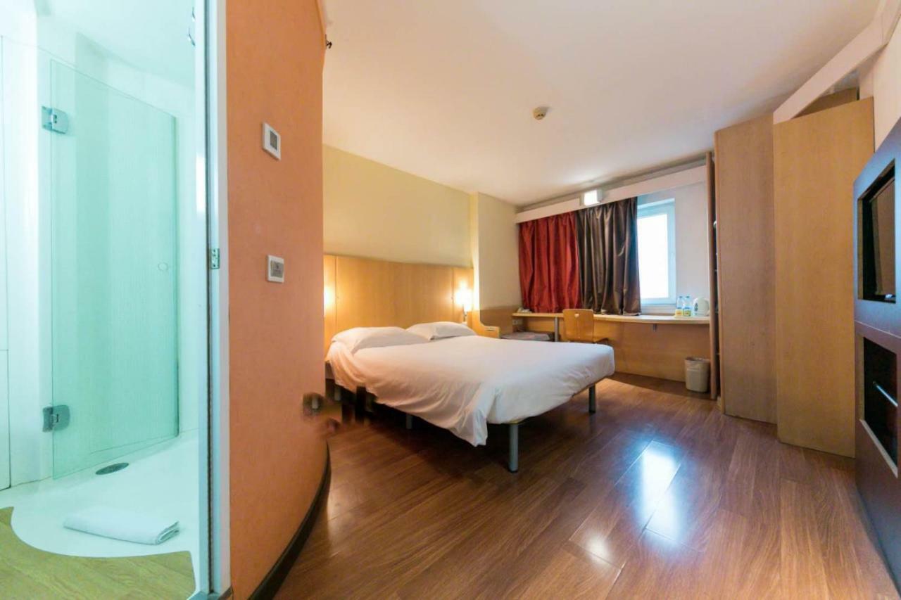 Ibis Wuhan Hankou Zewnętrze zdjęcie