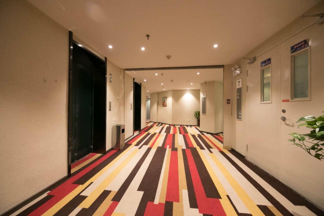 Ibis Wuhan Hankou Zewnętrze zdjęcie