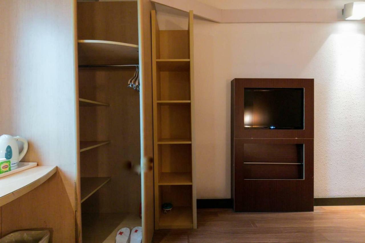 Ibis Wuhan Hankou Zewnętrze zdjęcie