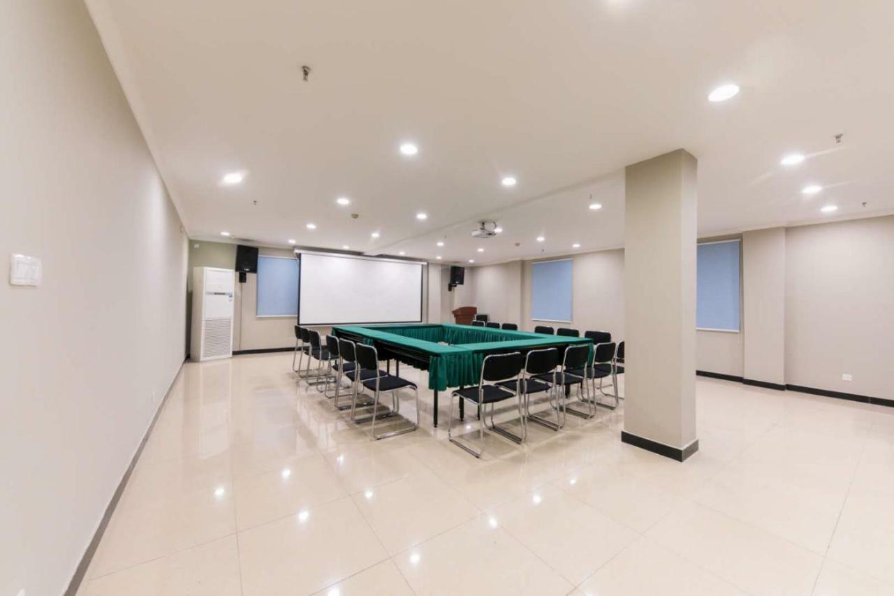 Ibis Wuhan Hankou Zewnętrze zdjęcie