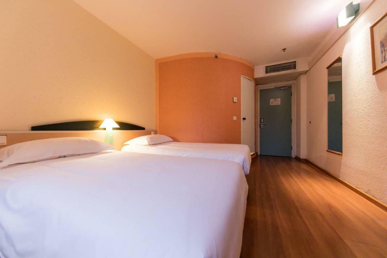 Ibis Wuhan Hankou Zewnętrze zdjęcie